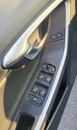 Volvo V60 cena 35900 przebieg: 299000, rok produkcji 2016 z Bochnia małe 497